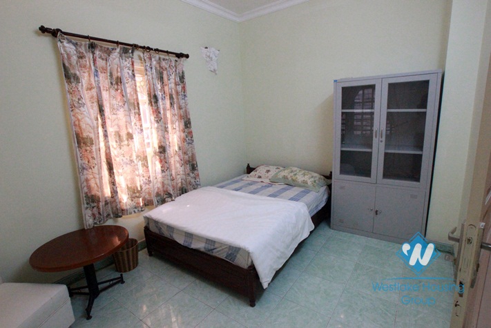 Beautiful, spacious house for rent in Nghi Tam Village, Tay Ho, Hanoi 